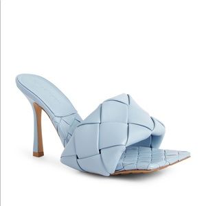 pre-loved bottega veneta lido sandals